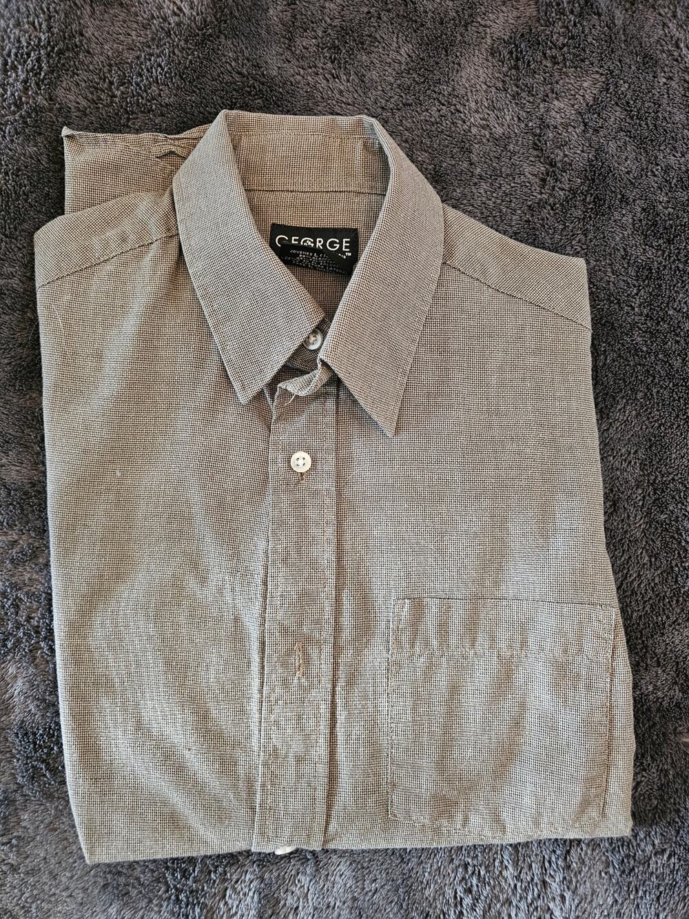 Boys long sleeved button down shirt size L (12/14)